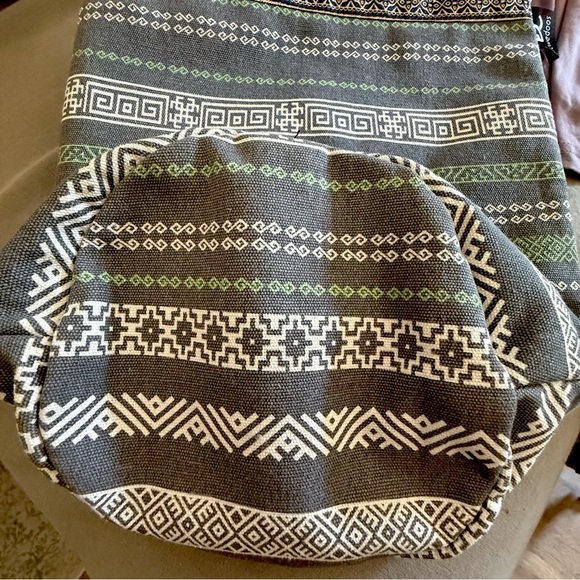 Ewedoos Yoga Mat Canvas Crossbody Bag~NWOT - Picture 6 of 9